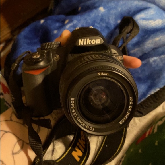 Nikon d3100 camera